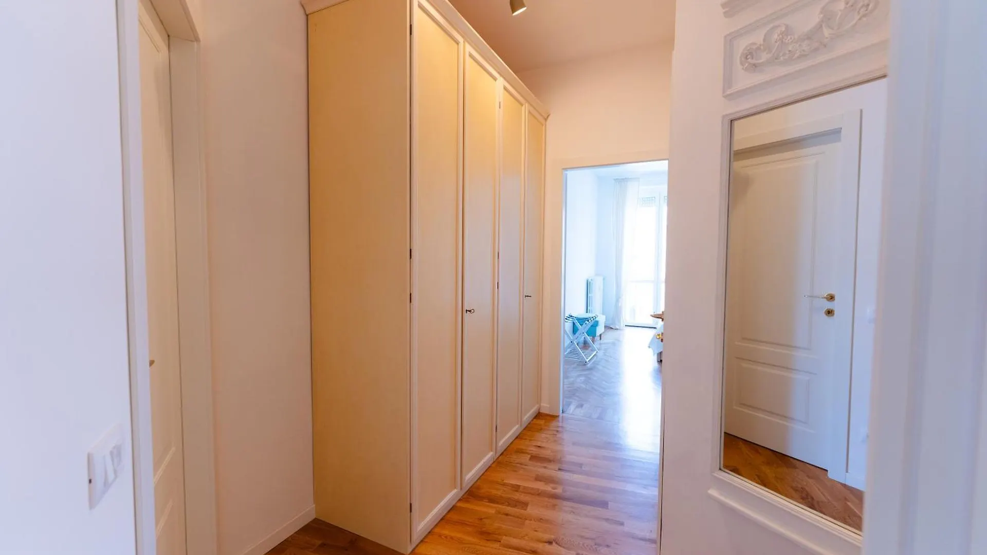Casa Soperga, Corso Buenos Aires, Loreto, Milano Apartment